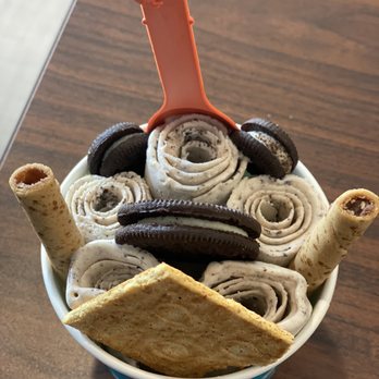 Mary's Fried Ice Cream - a bowl of cookies and oreos - Desserts Near Me - Irving, Texas Mary's Fried Ice Cream - a bowl of cookies and oreos - Desserts Near Me - Irving, Texas