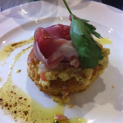 Auberge la Jument Verte - Œufs broyé avec pâte feuilleté