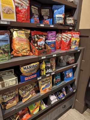 Cracker Barrel Old Country Store by null