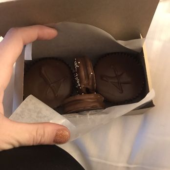 Samuel's Sweet Shop - Peanut butter cups with caramel & chocolate covered maple Oreo cookies - Coffee & Tea Near Me - Rhinebeck, New York