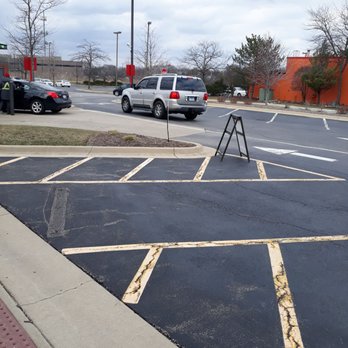 Chick-fil-A - Driver speeding away chock F il a employee - Fast Food Near Me - Wheaton, Illinois