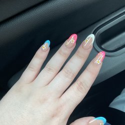 Lotus Hair & Nail Spa - Mani