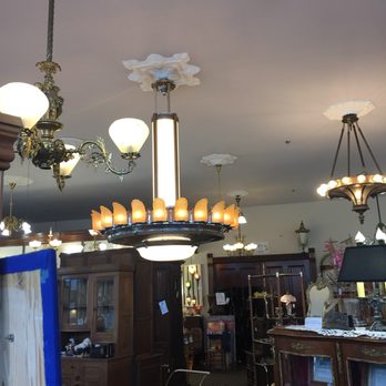 Vintage Hardware & Lighting - Antiques Near Me - Port Townsend, Washington Vintage Hardware & Lighting - Antiques Near Me - Port Townsend, Washington