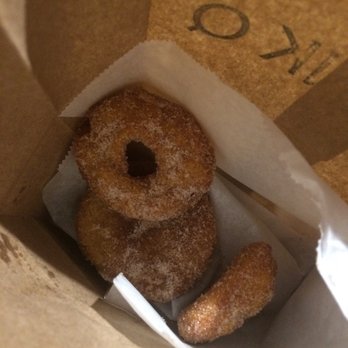 Bobby Q - Biltmore - Free donuts! - Barbeque Near Me - Phoenix, Arizona Bobby Q - Biltmore - Free donuts! - Barbeque Near Me - Phoenix, Arizona