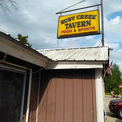 Ruby Creek Tavern - Friendly place for a burger, fried fish, pizza etc.