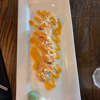 Maru Sushi  Korean Grill - Dynamite Roll - Korean Near Me - Omaha, Nebraska