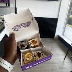 Melt Brownie - Minis