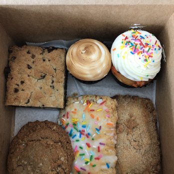 Sweet Rustic Bake Shop - $10 box missing one cookie - Desserts Near Me Sweet Rustic Bake Shop - $10 box missing one cookie - Desserts Near Me