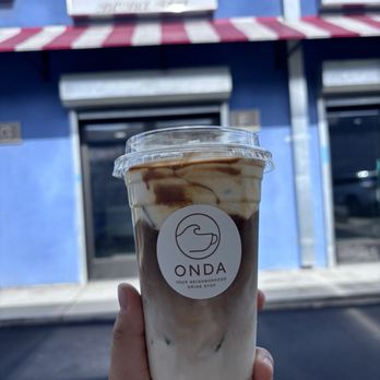 Onda Coffee - Caramel Rock latte - Coffee & Tea Near Me - Long Beach, California
