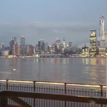 Chart House - View of the Manhattan Skyline. Great view in person. - Seafood Near Me - Weehawken, New Jersey Chart House - View of the Manhattan Skyline. Great view in person. - Seafood Near Me - Weehawken, New Jersey