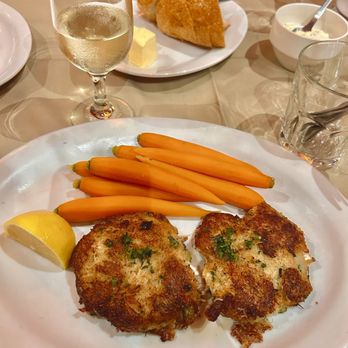 Pacific Cafe - Crab Cakes - Seafood Near Me - San Francisco, California