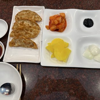 Da Rae Won Restaurant - Pork dumplings side dishes served with meal - Korean Near Me - Beltsville, Maryland Da Rae Won Restaurant - Pork dumplings side dishes served with meal - Korean Near Me - Beltsville, Maryland