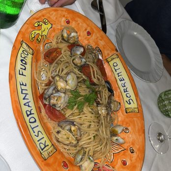 Ristorante Fuoro - Spaghetti vongole(clams) - Italian Near Me - Sorrento, NA