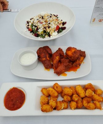 520 Bar & Grill by null