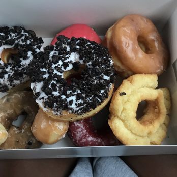 Donut Lane - Half a dozen donuts - Breakfast & Brunch Near Me - Acworth, Georgia