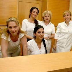 Dr. Ulrike Müller-Hofbauer - Dr. Ulrike Müller-Hofbauer Zahnärztin  1220 Wien