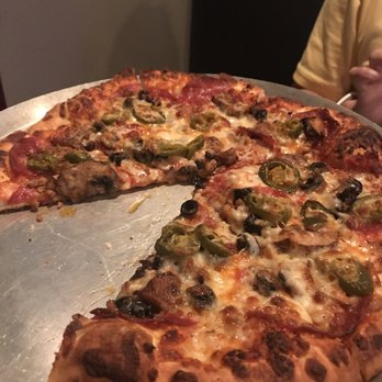 Pour House Pints And Pies - El Supremo. Substitute jalapeños for bell peppers. - Pizza Near Me - Austin, Texas Pour House Pints And Pies - El Supremo. Substitute jalapeños for bell peppers. - Pizza Near Me - Austin, Texas