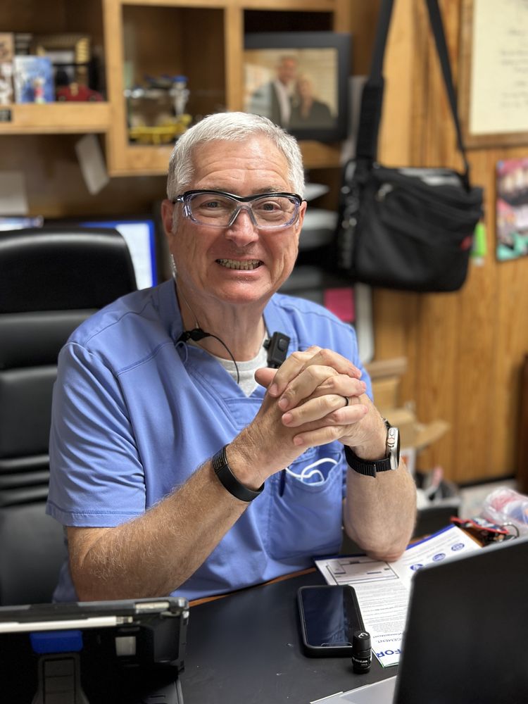 FAMILY DENTAL ASSOCIATES Updated October 2024 328 Margie Dr, Warner