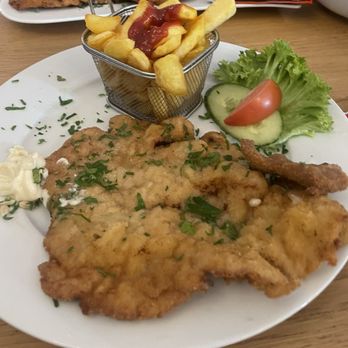 Conrad's - Schnitzel veal - German Near Me - Frankfurt, HE