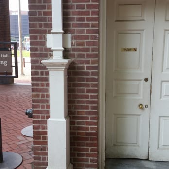 Independence Hall - Landmarks & Historical Buildings Near Me - Philadelphia, Pennsylvania
