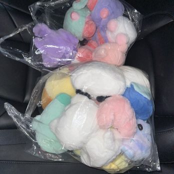 Magic Claw - The Haul (16 plushies) - Toy Stores Near Me - Las Vegas, Nevada