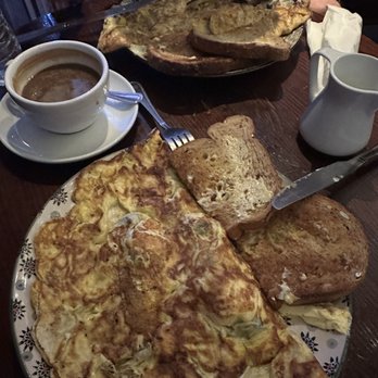 Stage Door Café - Feta omelet with spinach and olives - Coffee & Tea Near Me - Dublin, D Stage Door Café - Feta omelet with spinach and olives - Coffee & Tea Near Me - Dublin, D