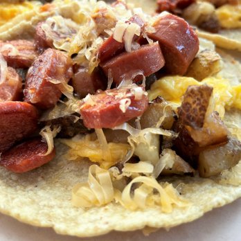 Guisados - Breakfast Taco de Weenie con Huevo - Mexican Near Me - Pasadena, California