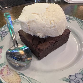 Key and Cleaver - Brownie and ice cream - Burgers Near Me - Oceanside , California Key and Cleaver - Brownie and ice cream - Burgers Near Me - Oceanside , California