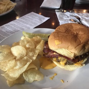 Benny's Pub - Pubs Near Me - Hagerstown, Maryland