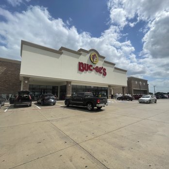 Buc-ee's - Gas Stations Near Me - New Braunfels, Texas