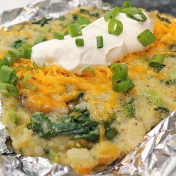 Oh'Mazing Potatoes and Que - Veggie Potato - Barbeque Near Me - Spring, Texas