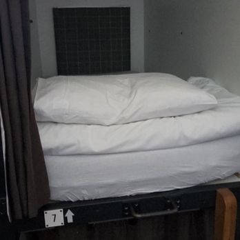 CoDE Pod Hostels - THE CoURT - Hostels Near Me - Edinburgh, EDH