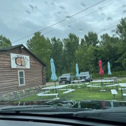 Hungry Bear - Outside of restaurant