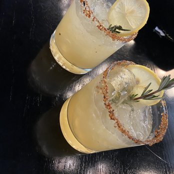 La Cayetana - Cayetana margaritas - Steakhouses Near Me - Tijuana, BCN