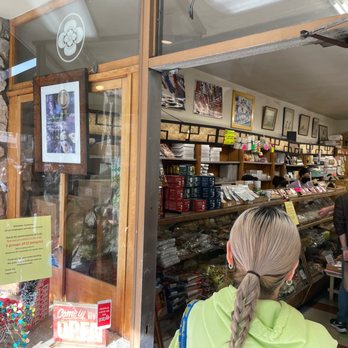 Fugetsu-Do - Candy Stores Near Me - Los Angeles, California