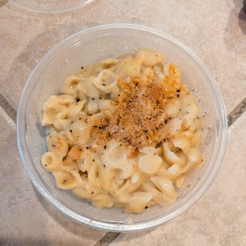 Outsider BBQ & Beer Garden - Mac and cheese - Barbeque Near Me - Seattle, Washington Outsider BBQ & Beer Garden - Mac and cheese - Barbeque Near Me - Seattle, Washington
