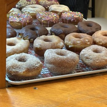 Flatfish Gnv - Donuts Near Me - Gainesville, Florida Flatfish Gnv - Donuts Near Me - Gainesville, Florida