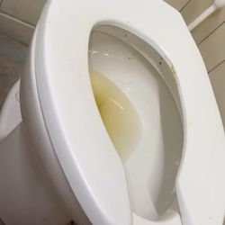QuickChek - Shittt bathroom