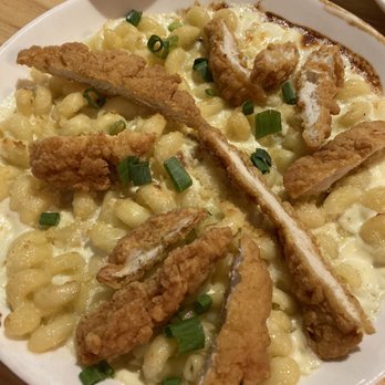 The Highway Brewing Company - Mac and cheese with crispy chicken - Breweries Near Me - West Branch, Michigan