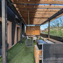 The Glazy Donut - Outside seating