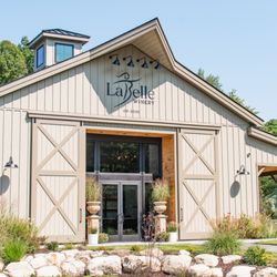 Labelle Winery - Derry