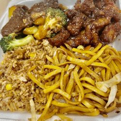 Cajun Gourmet - Chicken and beef   @hybrideater