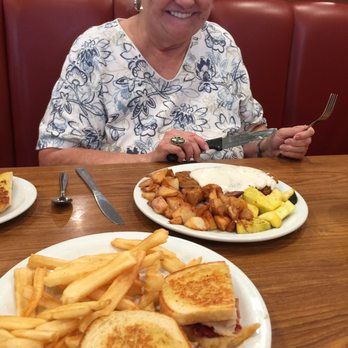 Denny's - Diners Near Me - Santa Barbara, California