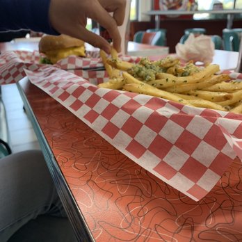 Phyllis' Giant Burgers - Burgers Near Me - Santa Rosa, California