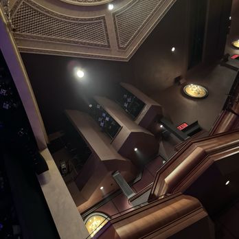 Avon Theatre - Performing Arts Near Me - Stratford, Ontario