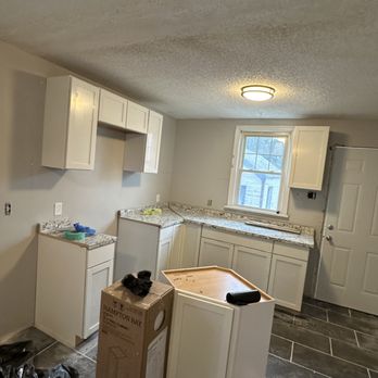 Hunter Construction - a kitchen being remodeled - Flooring Near Me Hunter Construction - a kitchen being remodeled - Flooring Near Me