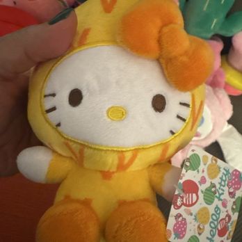 Kawaii Klaws - Pineapple hello kitty - Toy Stores Near Me - Alhambra, California Kawaii Klaws - Pineapple hello kitty - Toy Stores Near Me - Alhambra, California