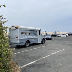 Perrys Cafe and Beach Rentals - This is what you get in the parking lot by Perry's!! Exclusively :)~
