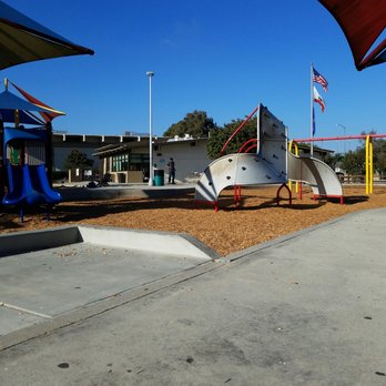 Del Aire Public Fruit Park - Parks Near Me - Hawthorne, California