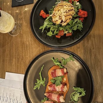 Morea Restaurant - New American Near Me - Oxford, Connecticut